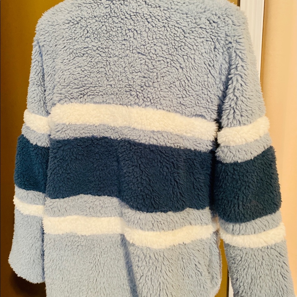 🌻Woven Heart • Blue Striped Teddy Bear Faux Fur Coat L New - Picture 6 of 6